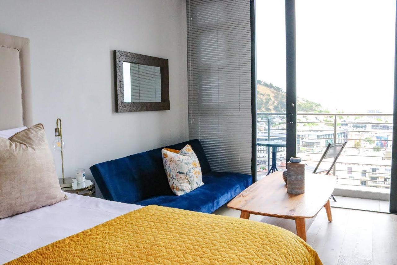 2218 At 16 On Bree Apartment Cape Town Bagian luar foto